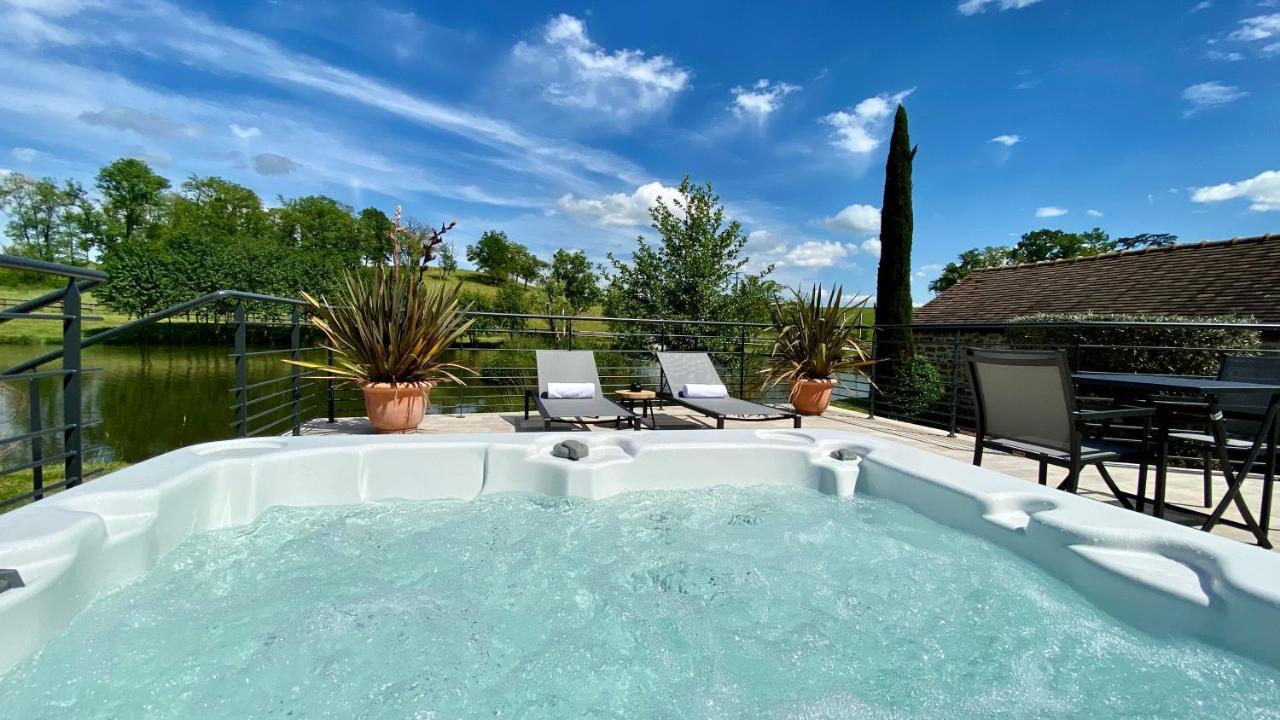 Domaine De Rymska & Spa - Relais & Chateaux Saint-Jean-de-Trézy المظهر الخارجي الصورة