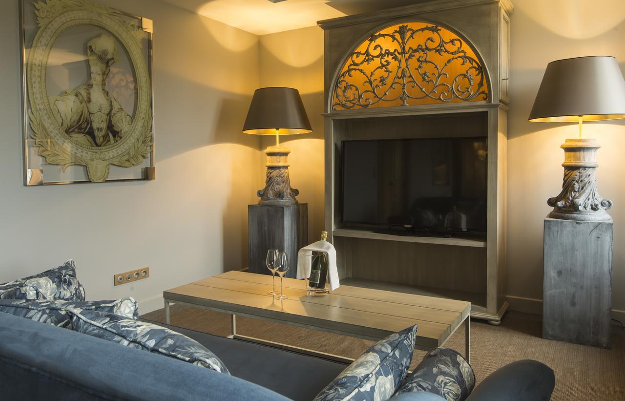 Domaine De Rymska & Spa - Relais & Chateaux Saint-Jean-de-Trézy المظهر الخارجي الصورة